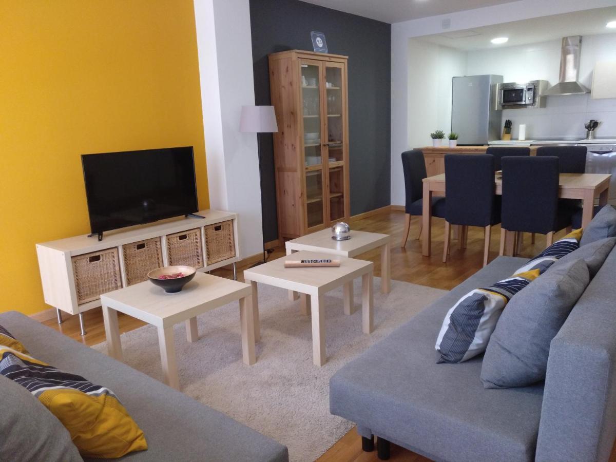 Apartamento Turistico Cigueena De Arguedas Bagian luar foto