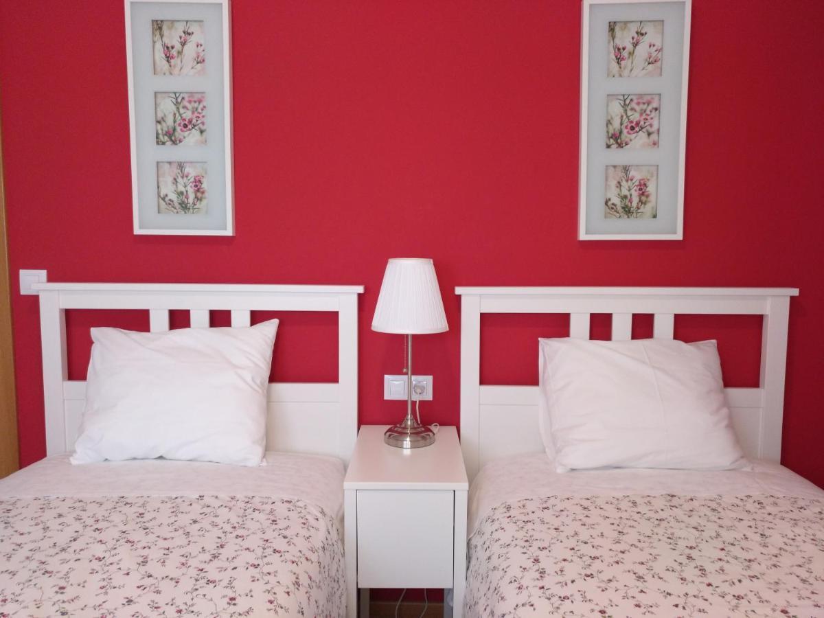Apartamento Turistico Cigueena De Arguedas Bagian luar foto