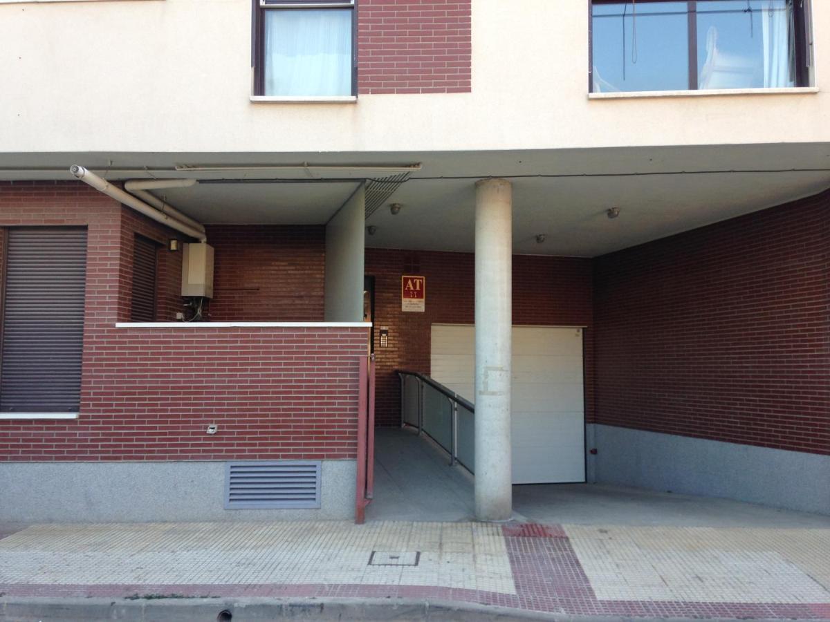 Apartamento Turistico Cigueena De Arguedas Bagian luar foto